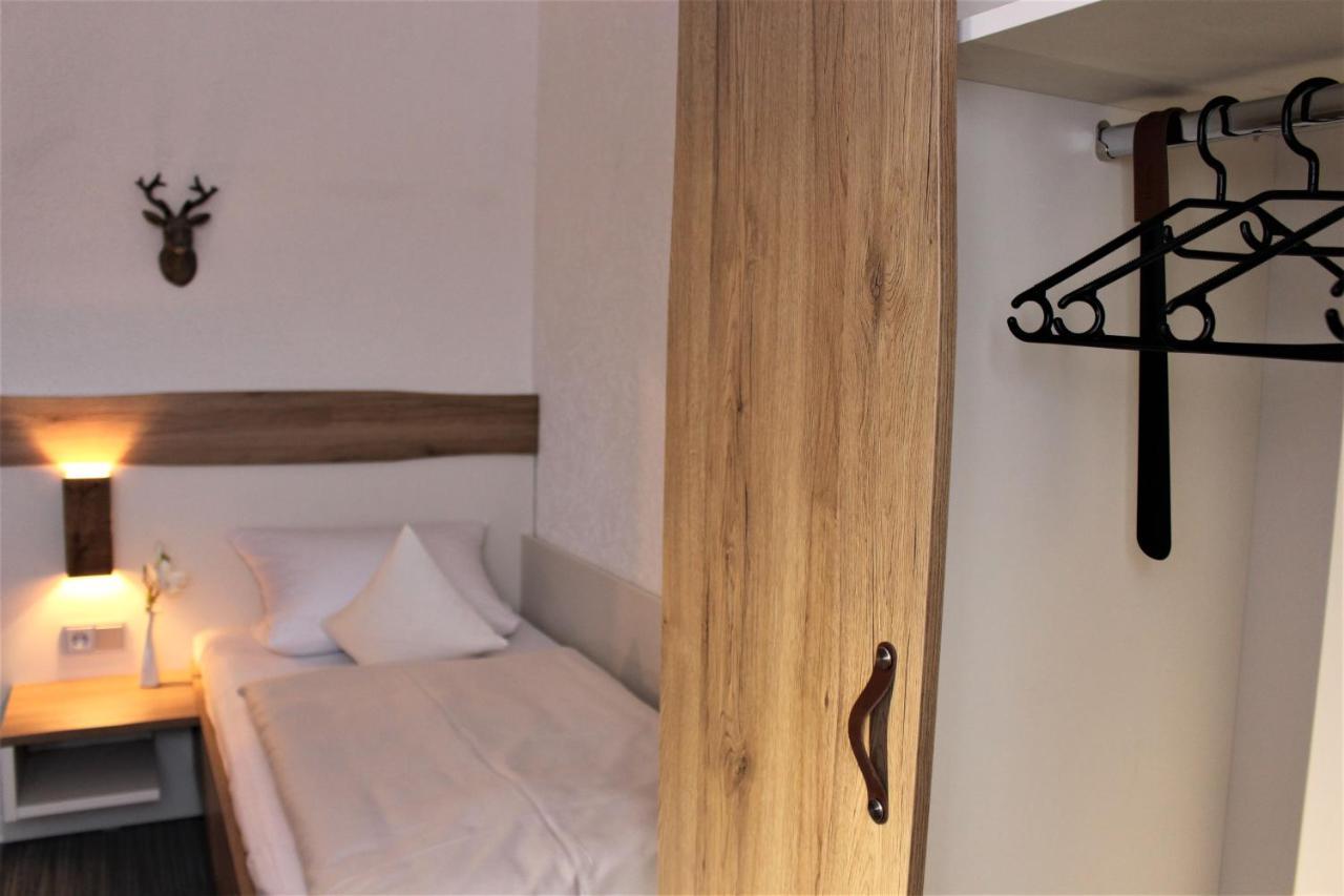Hotel Berghof Wasserkuppe & Gaestehaus Fuldaquelle Gersfeld Ngoại thất bức ảnh
