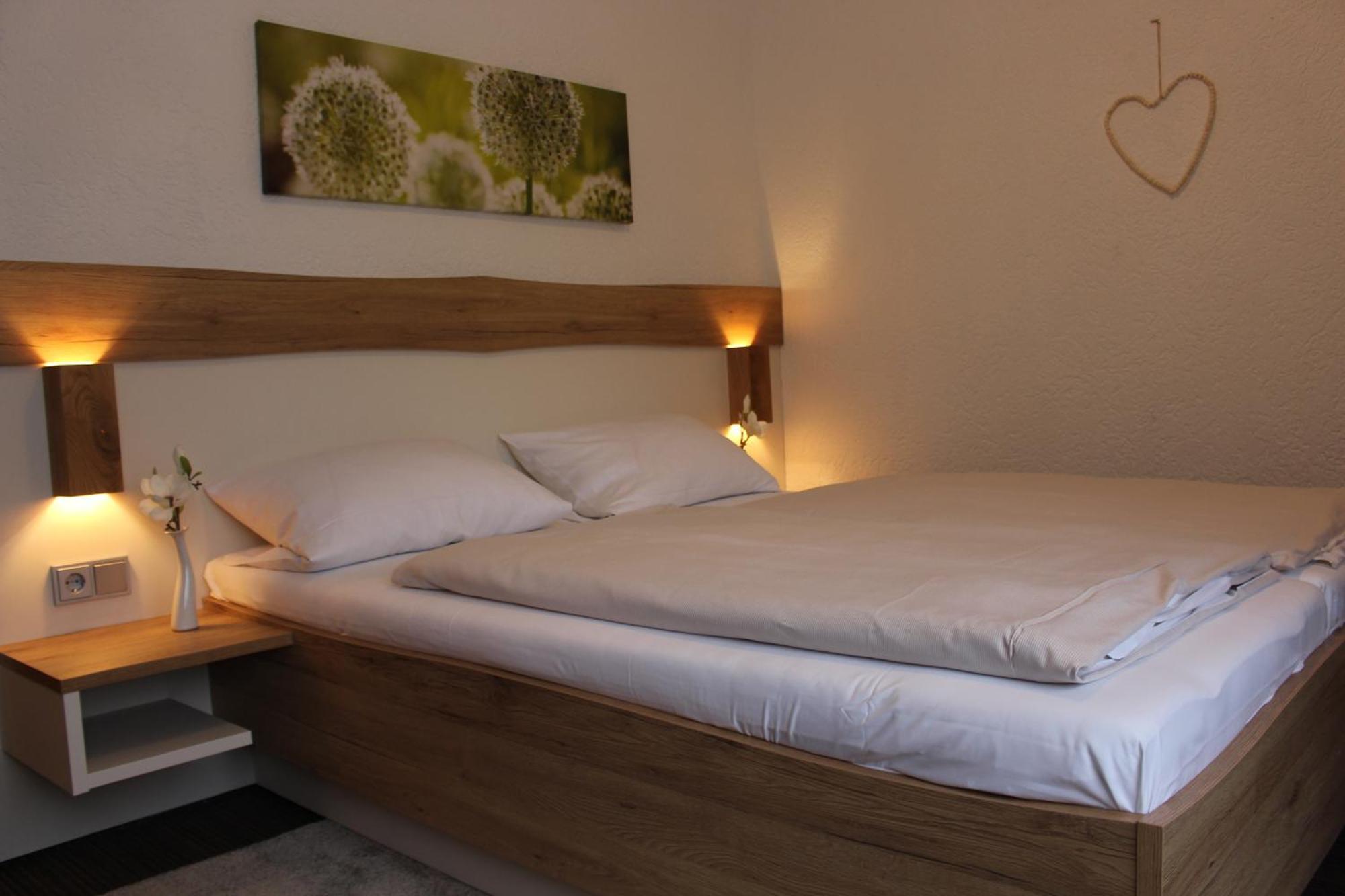 Hotel Berghof Wasserkuppe & Gaestehaus Fuldaquelle Gersfeld Ngoại thất bức ảnh