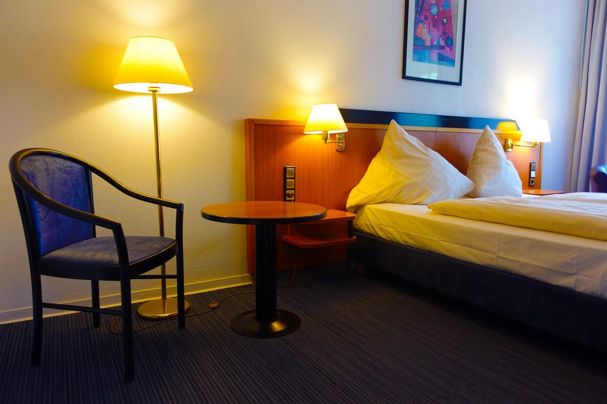 Hotel Berghof Wasserkuppe & Gaestehaus Fuldaquelle Gersfeld Ngoại thất bức ảnh