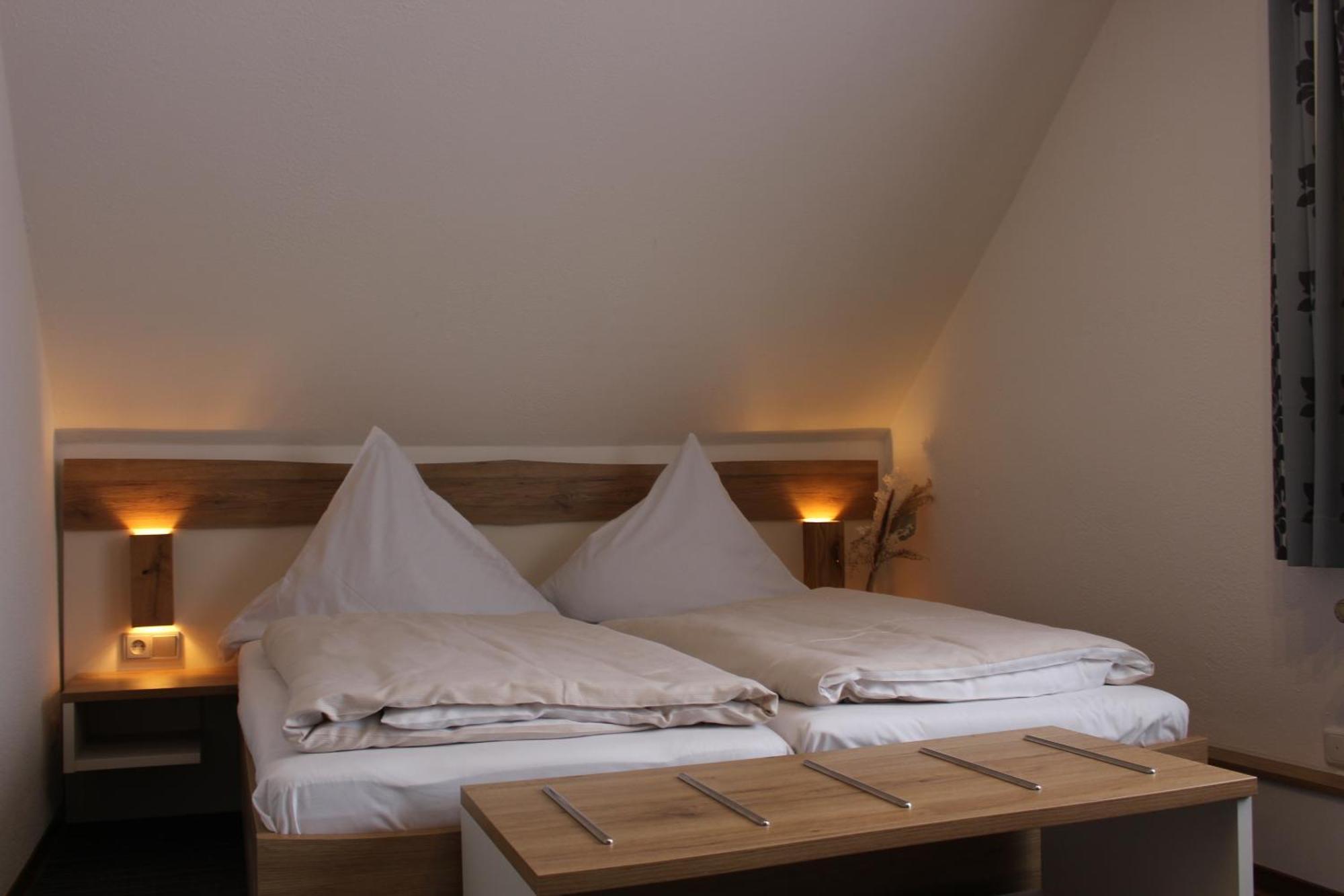Hotel Berghof Wasserkuppe & Gaestehaus Fuldaquelle Gersfeld Ngoại thất bức ảnh