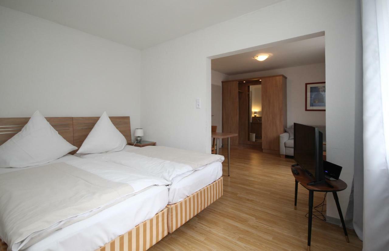 Hotel Berghof Wasserkuppe & Gaestehaus Fuldaquelle Gersfeld Phòng bức ảnh